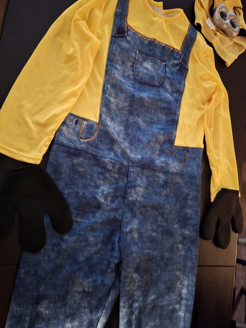 Minion Halloween Costume